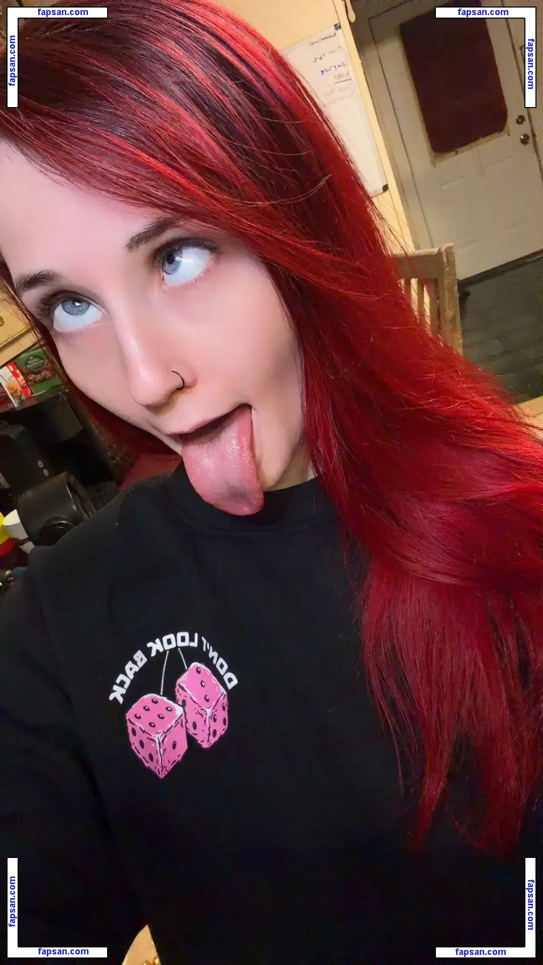 Carrie Cannie голая фото #0067 с Онлифанс