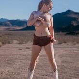 Carrie Keagan nude #0160