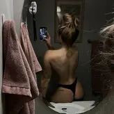 Carsenlifts nude #0003