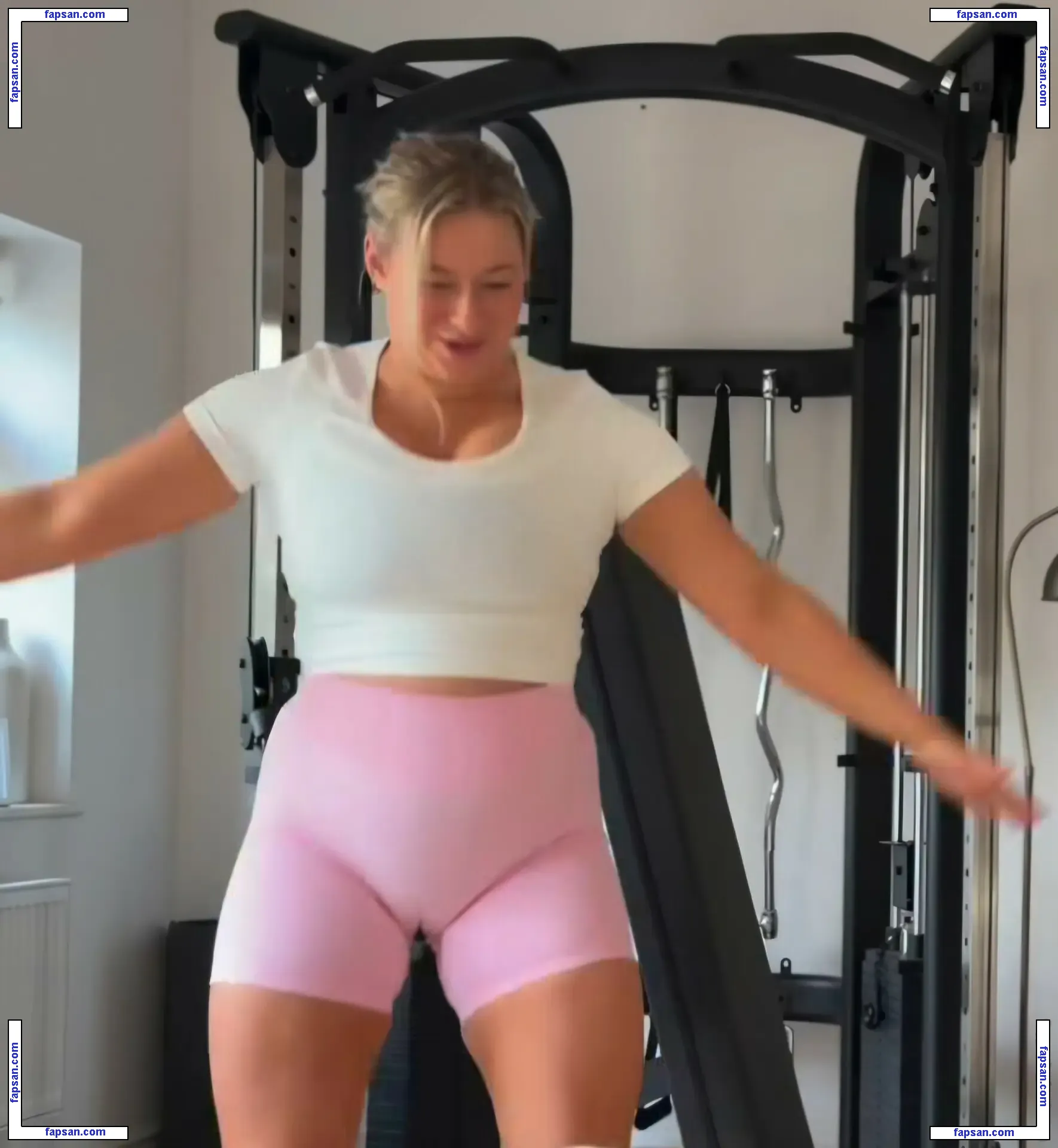 Carys whittaker / busybeecarys nude photo #0002 from OnlyFans