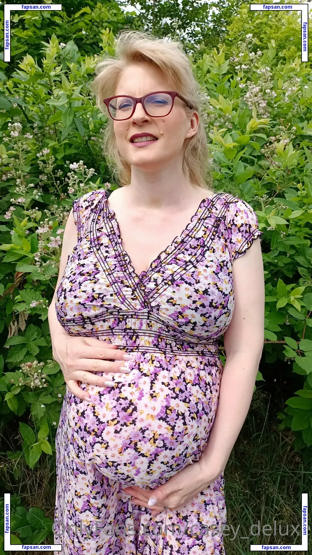 Casey Deluxe nude photo #0105 from OnlyFans