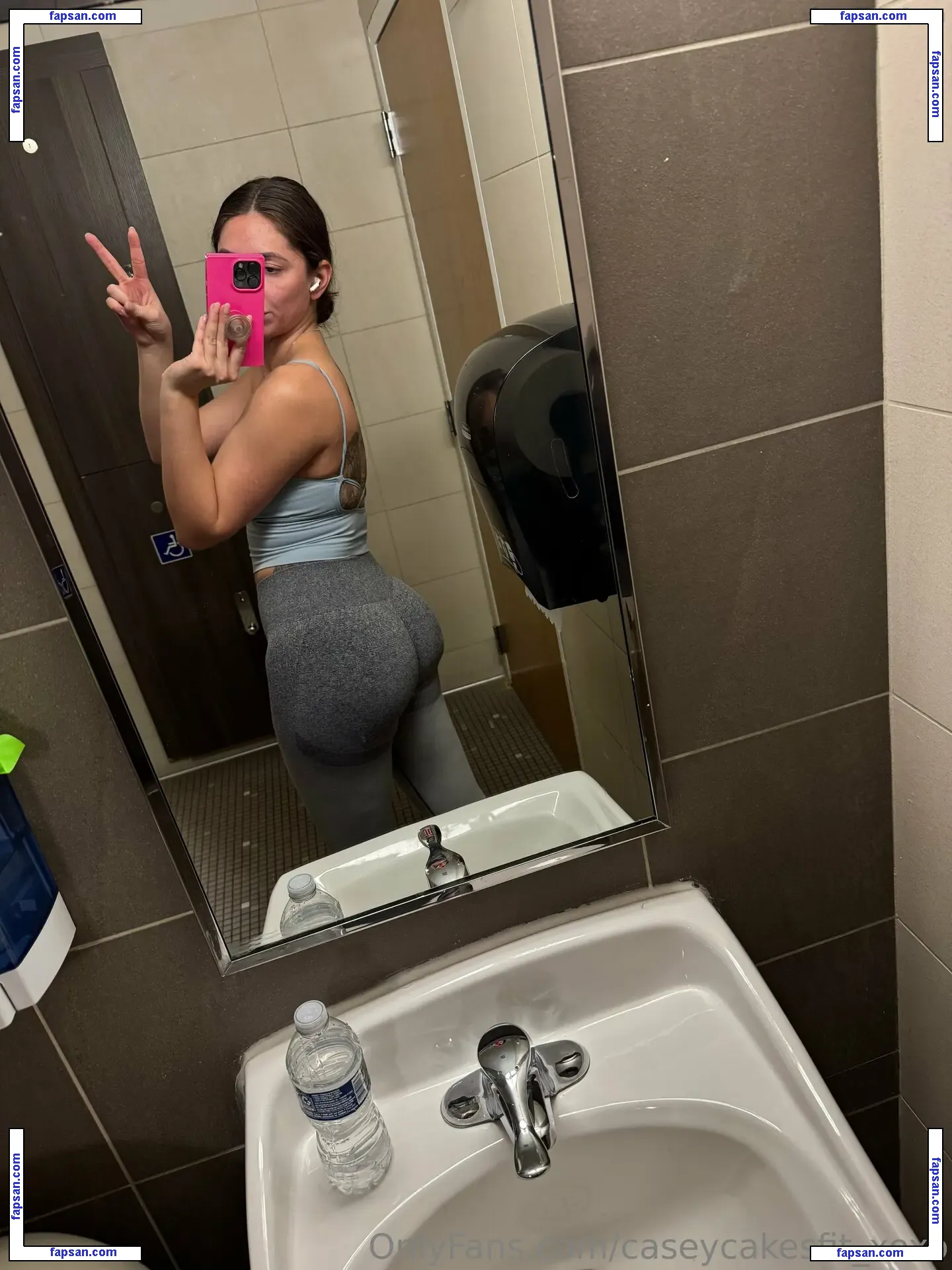 caseycakesfit_xoxo голая фото #0022 с Онлифанс