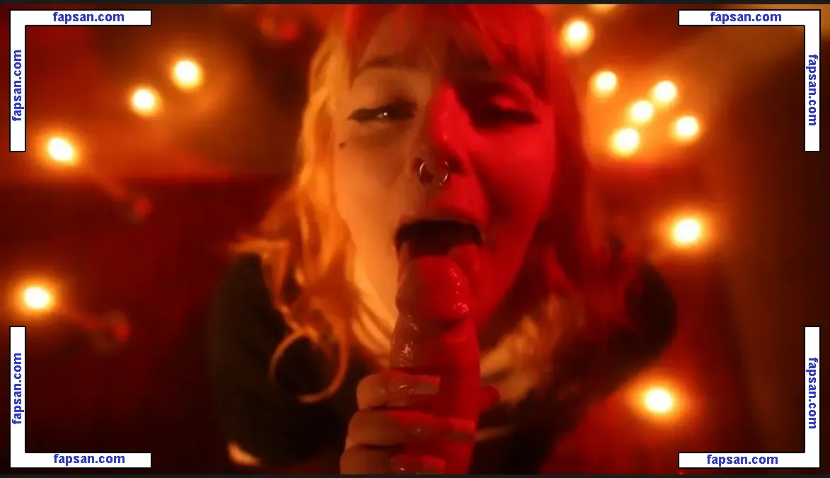 Casper Valentine голая фото #0002 с Онлифанс