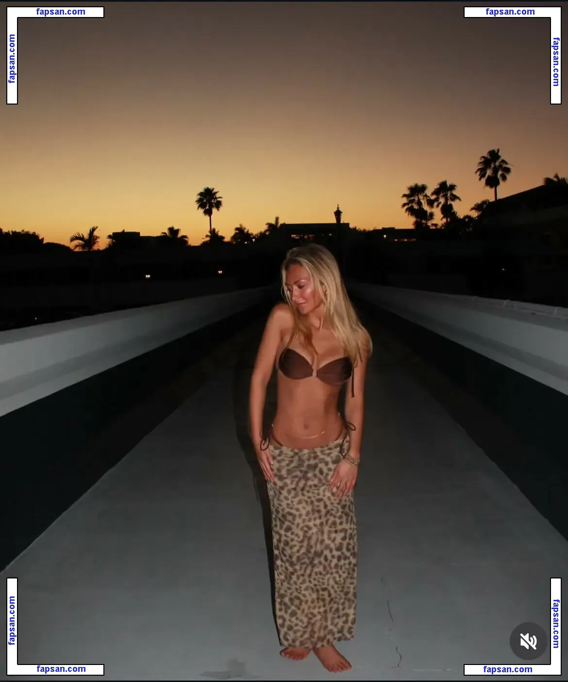 Cassidy Brazelton nude photo #0002 from OnlyFans