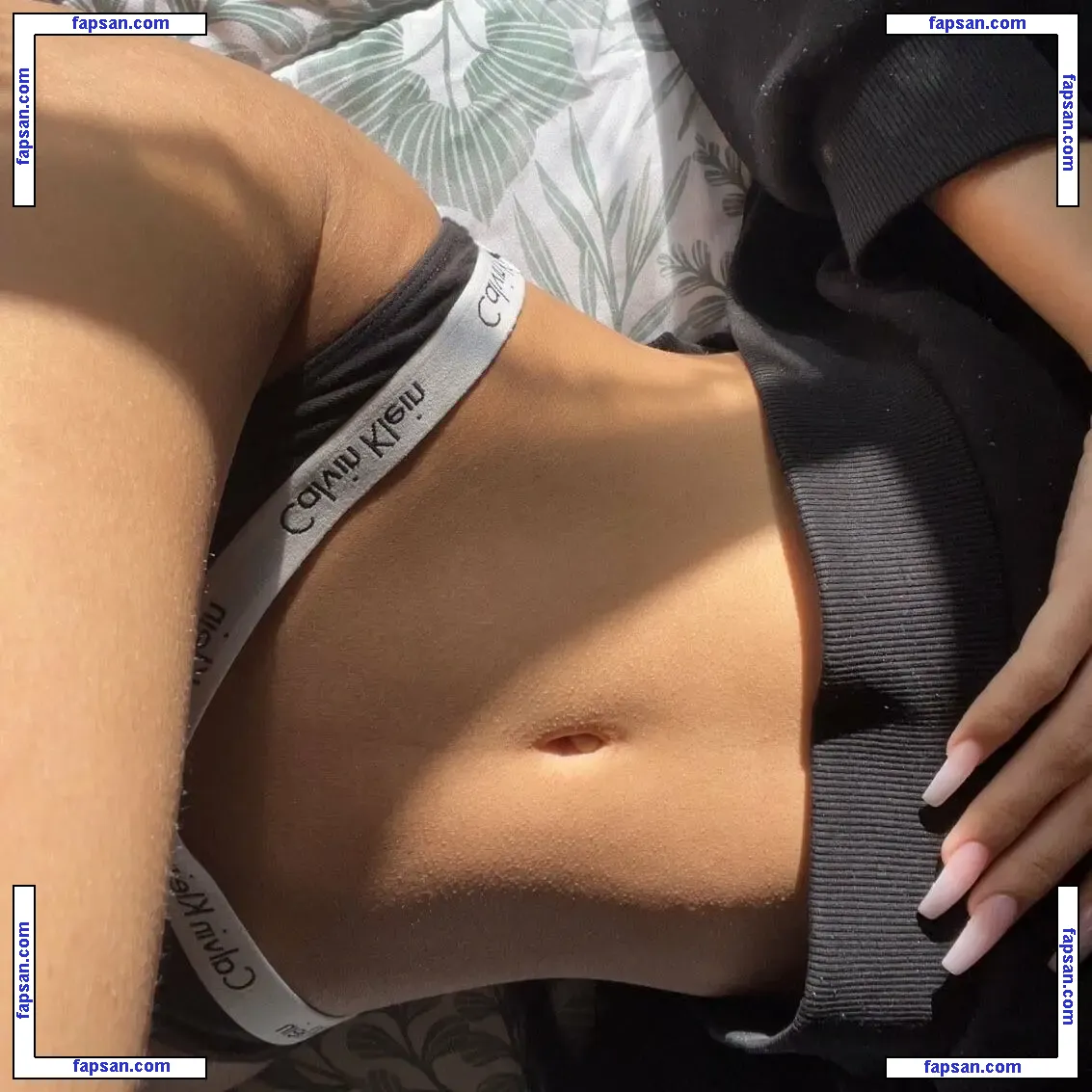 Cassie1919 nude photo #0006 from OnlyFans