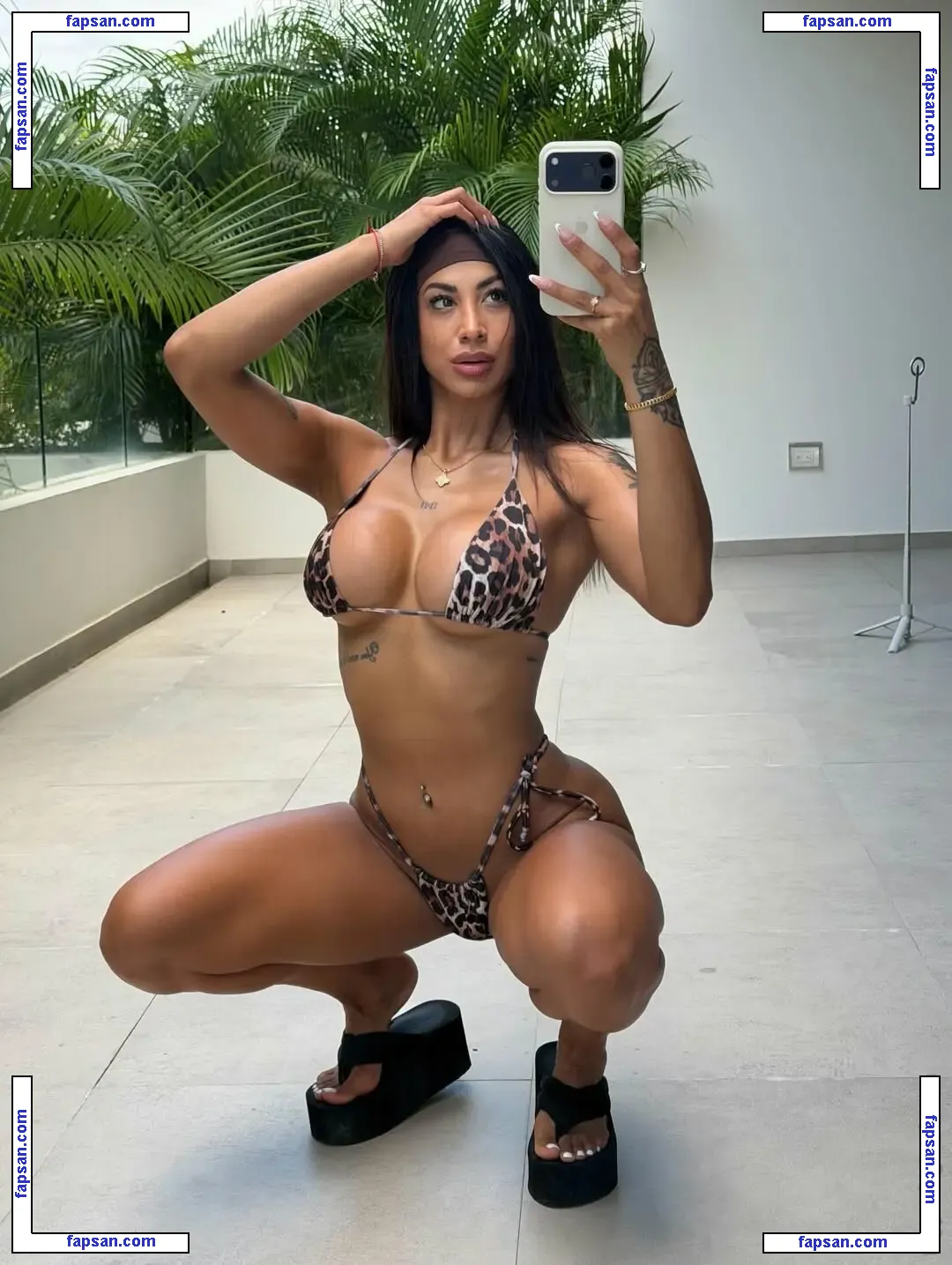 Catalina Cantero голая фото #0002 с Онлифанс