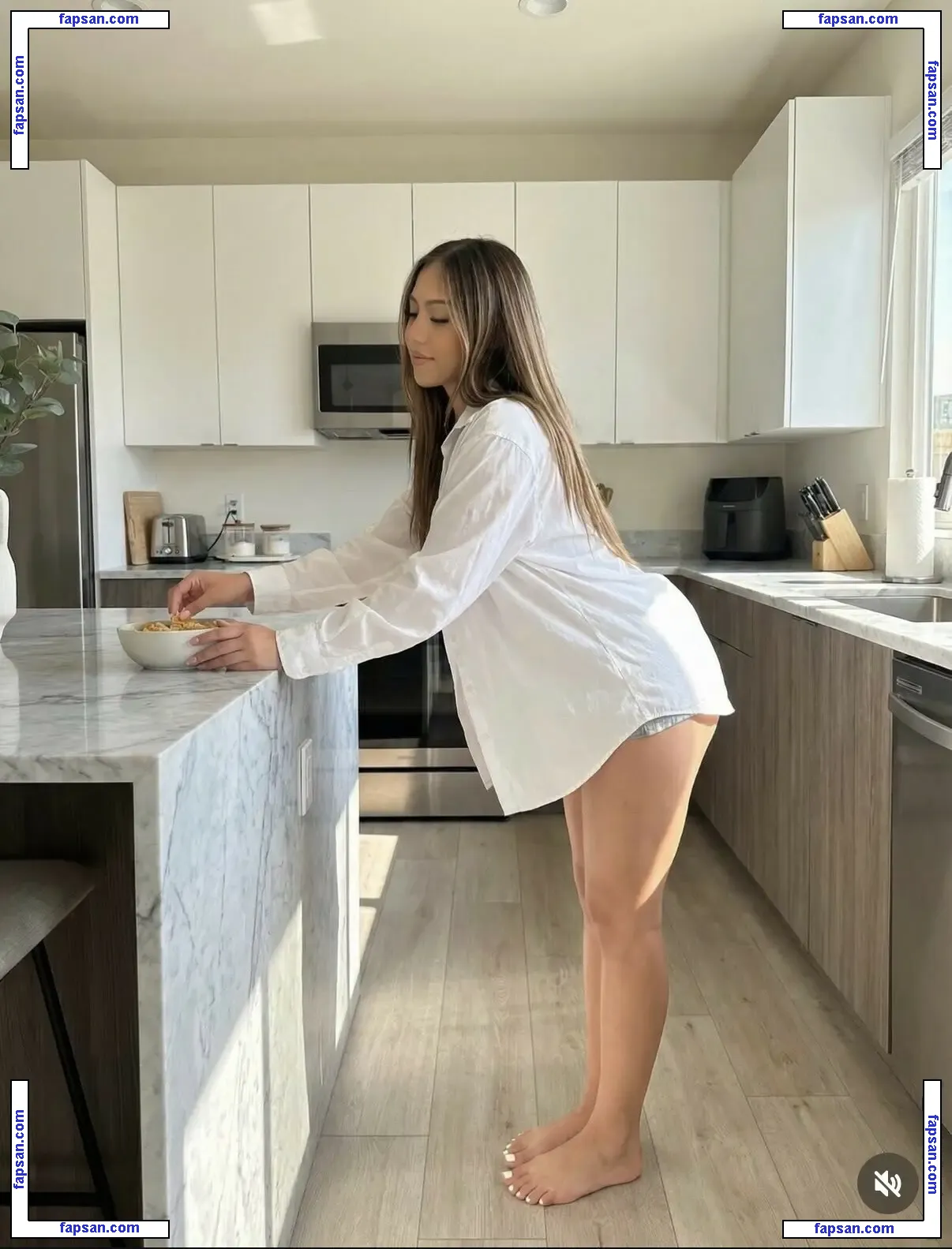 Catalina Cruz nude photo #0141 from OnlyFans