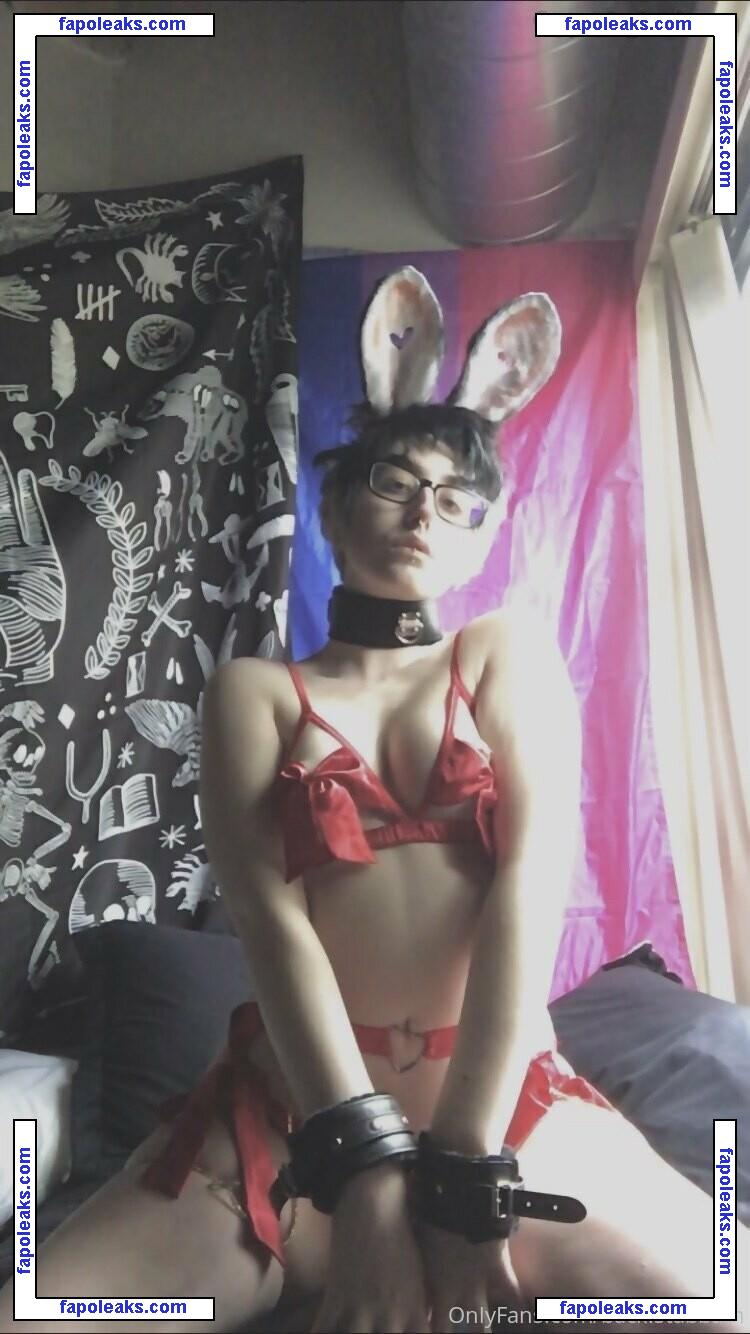 catboibloosy / catbois nude photo #0024 from OnlyFans