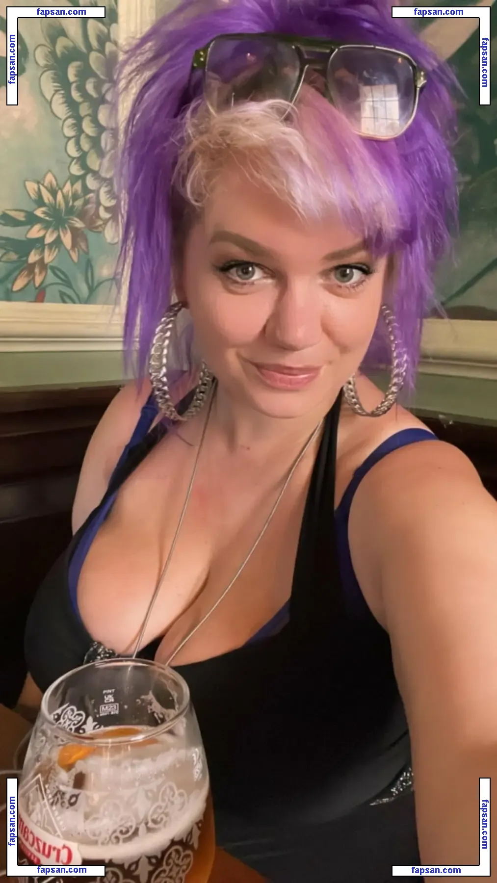 Catherine Sharples голая фото #0006 с Онлифанс