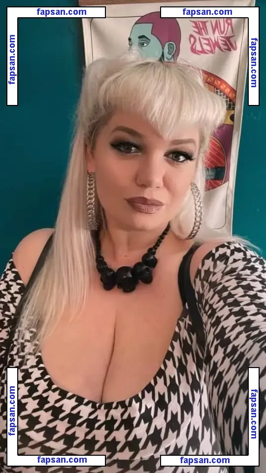 Catherine Sharples голая фото #0008 с Онлифанс