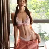 Cathryn Li голая #0001