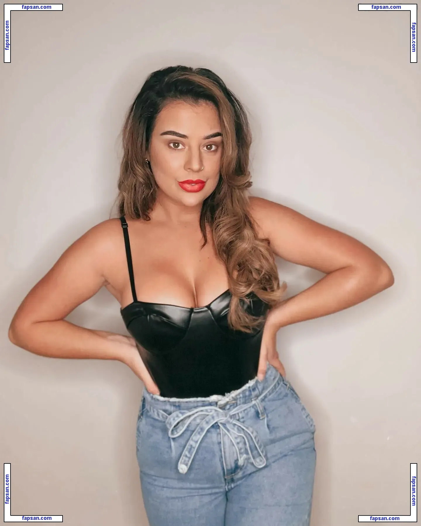 Cathy Skinner nude photo #0023 from OnlyFans