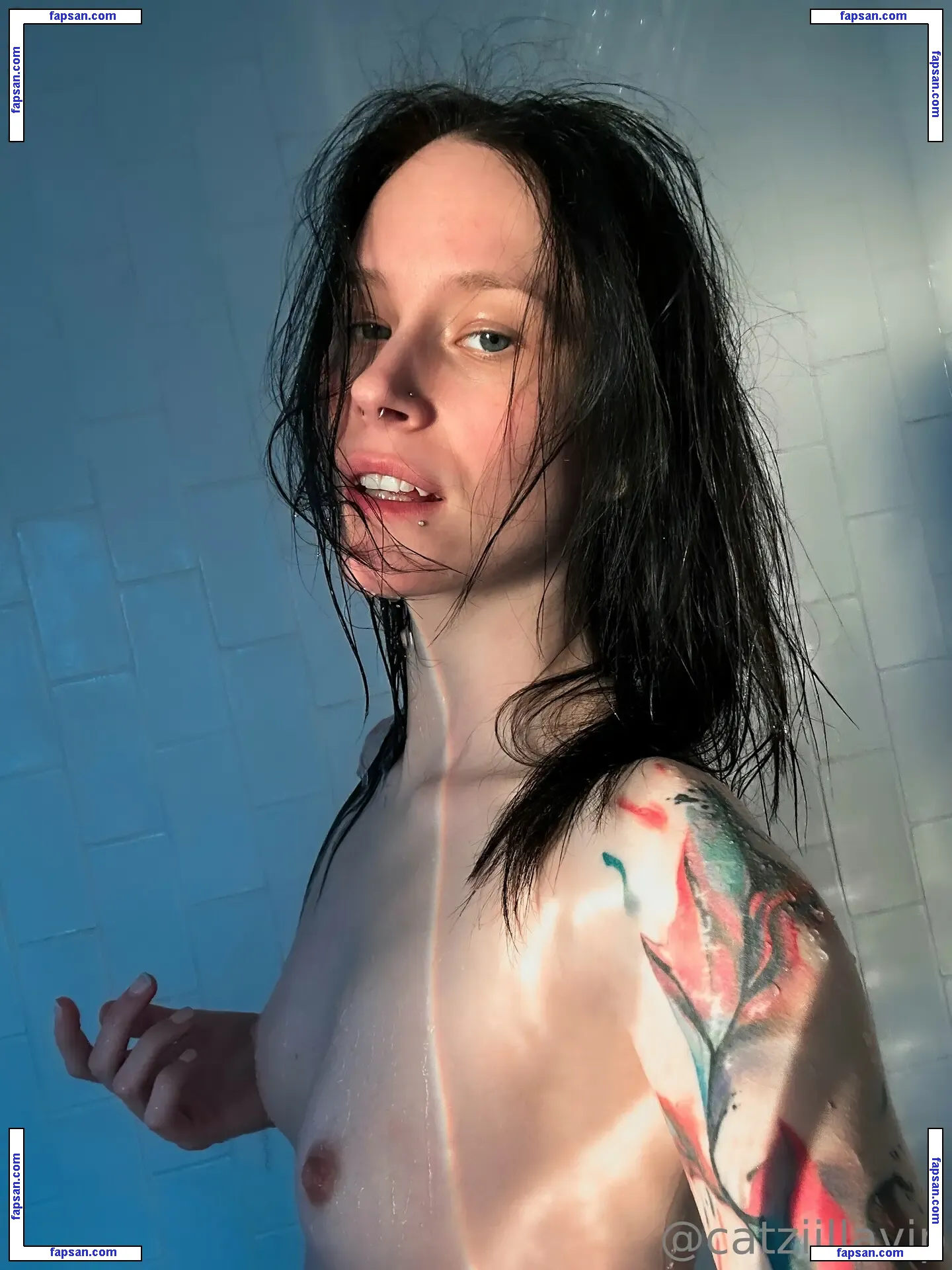 Catziilla nude photo #0483 from OnlyFans