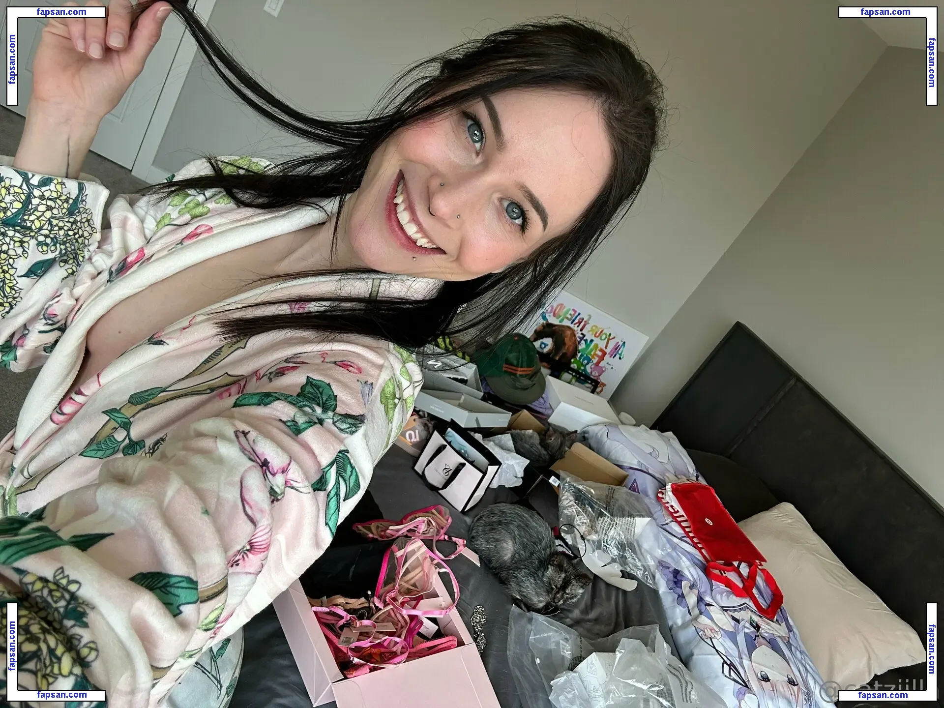 Catziilla nude photo #0521 from OnlyFans