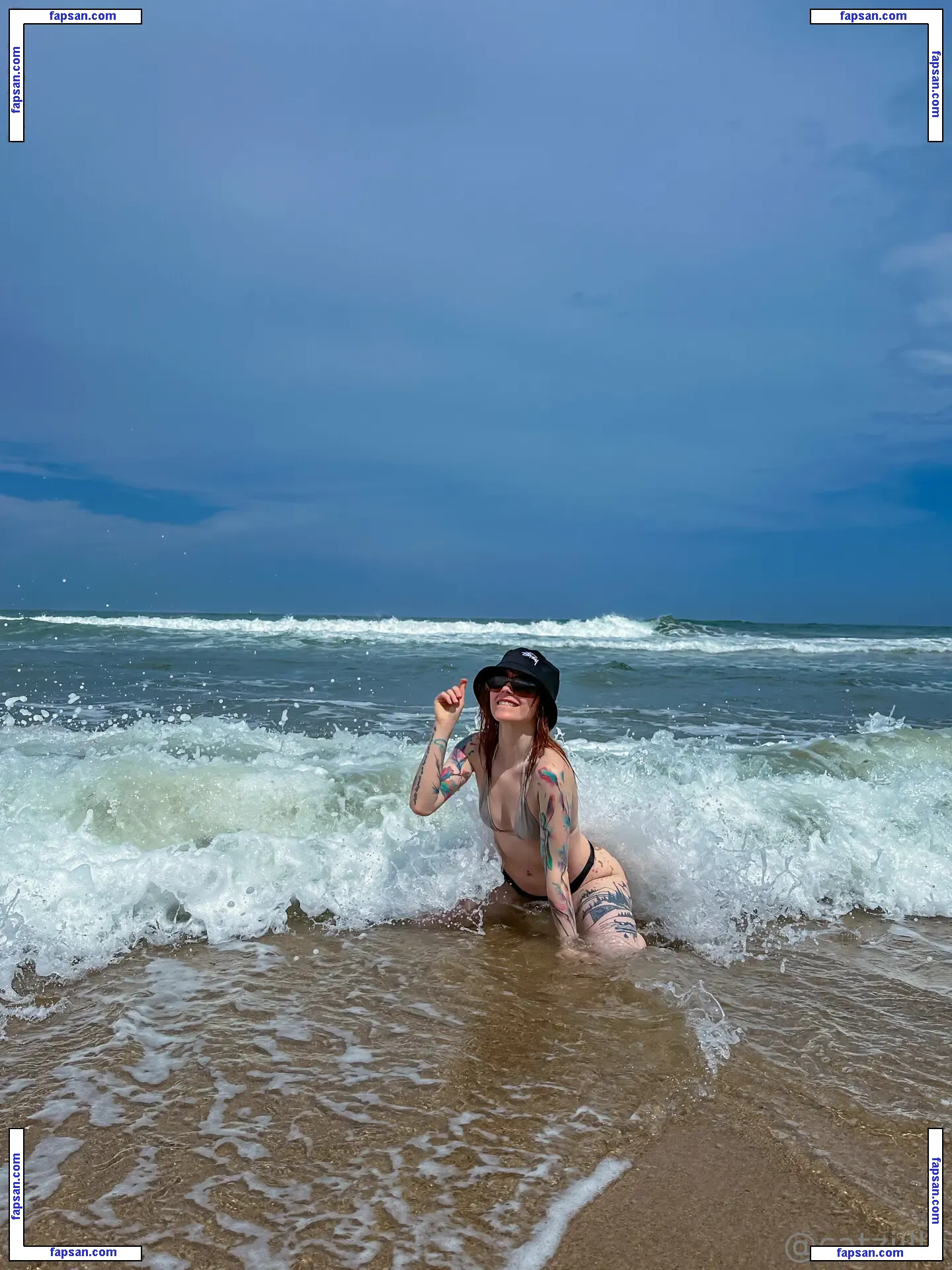 Catziilla nude photo #0799 from OnlyFans