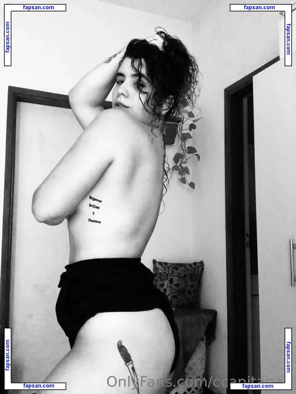 ccapitanax nude photo #0006 from OnlyFans