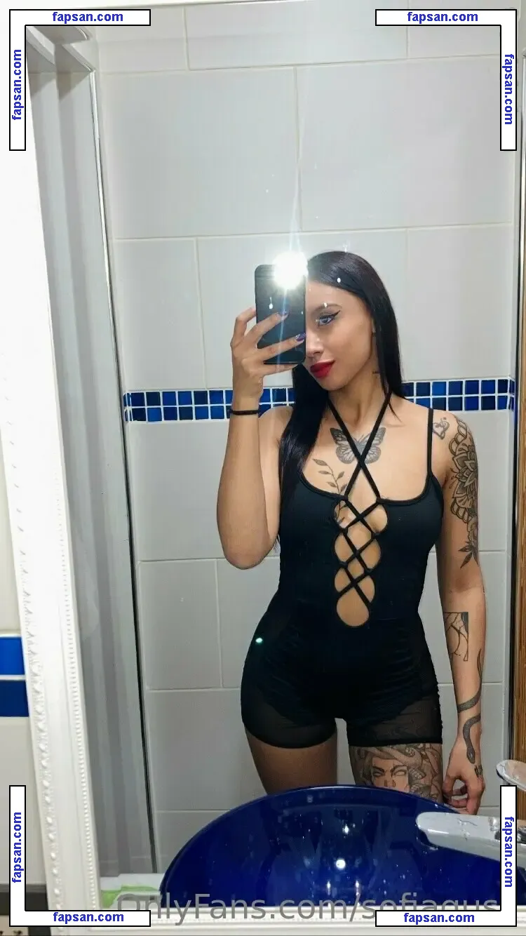 ccapricorniana99 nude photo #0007 from OnlyFans