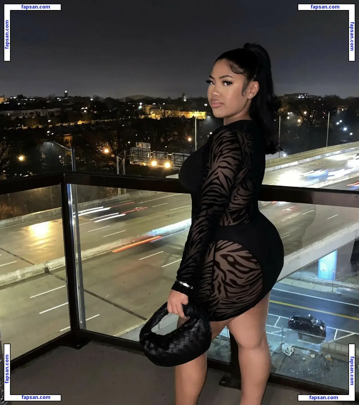 ccblasian1 голая фото #0001 с Онлифанс