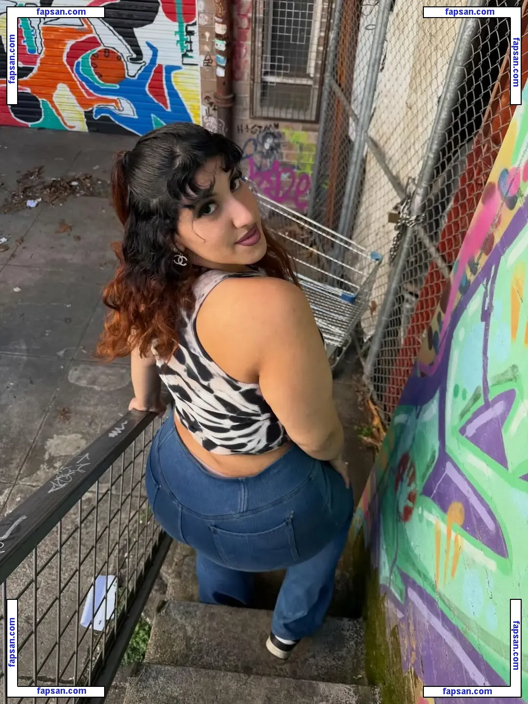 Cchristineabadir nude photo #0029 from OnlyFans