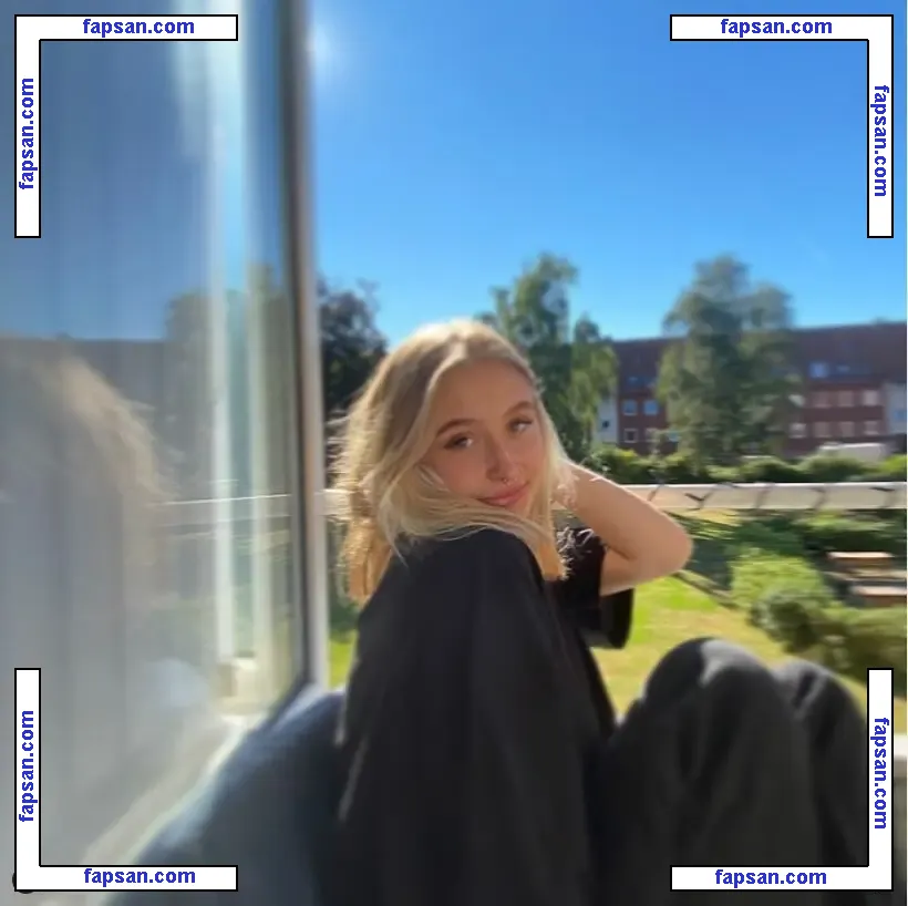 Cecilie M. Paasch nude photo #0006 from OnlyFans