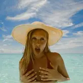 Cela Lopes голая #0055