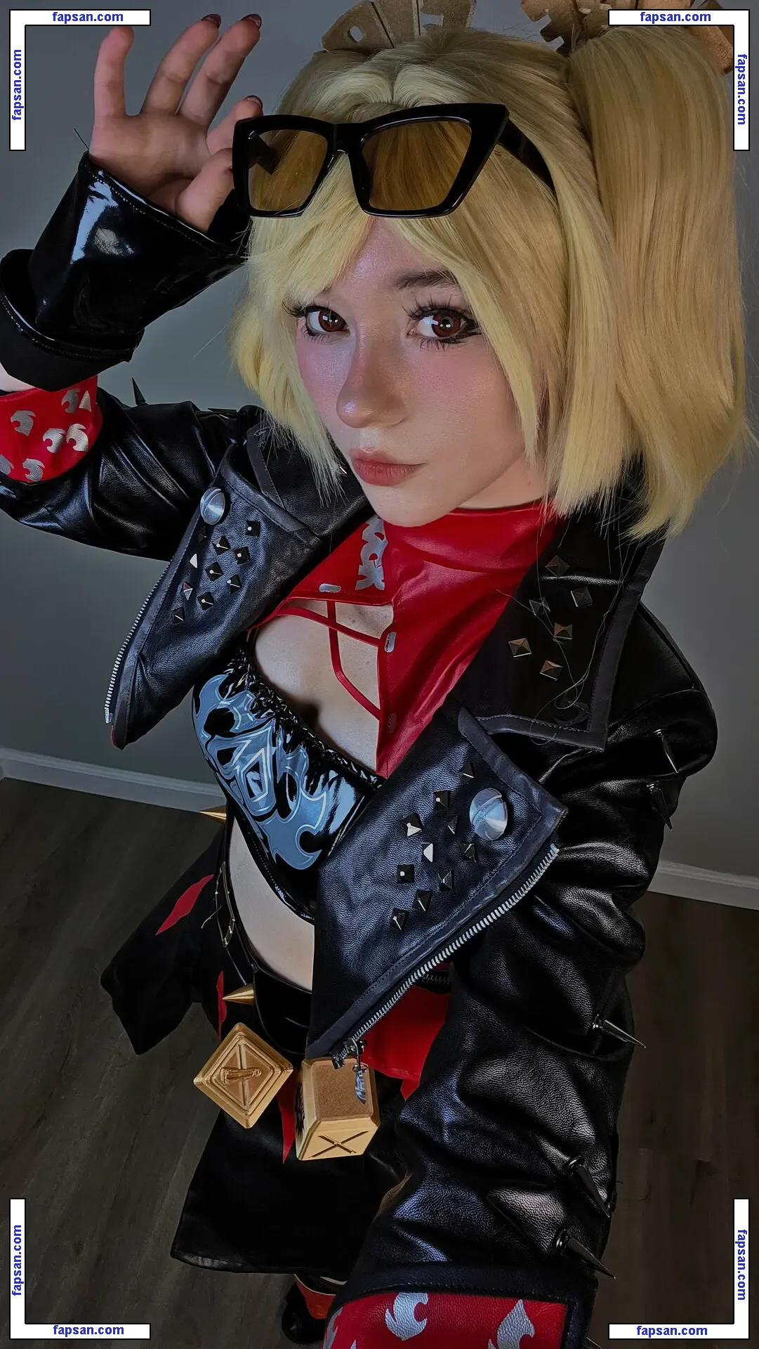 Celebi.cos nude photo #0223 from OnlyFans