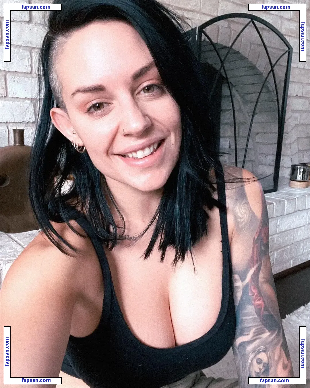 Celeste Bonin голая фото #0321 с Онлифанс