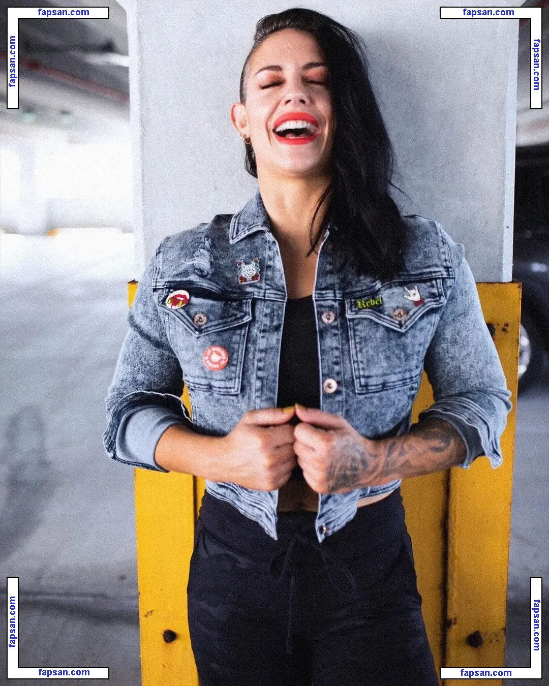 Celeste Bonin голая фото #0346 с Онлифанс