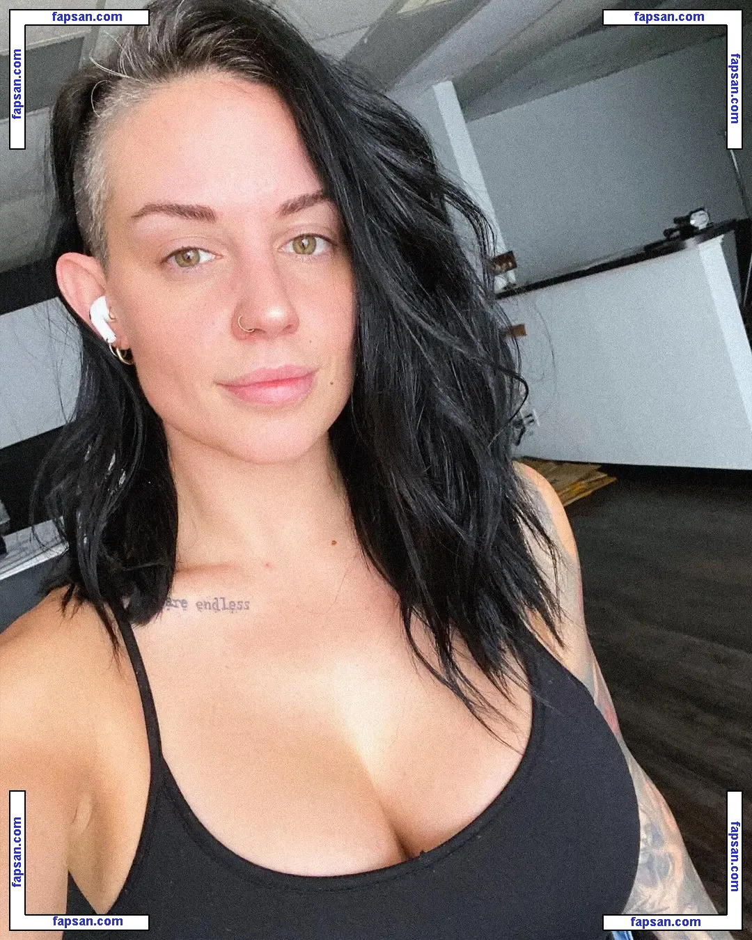 Celeste Bonin голая фото #0348 с Онлифанс