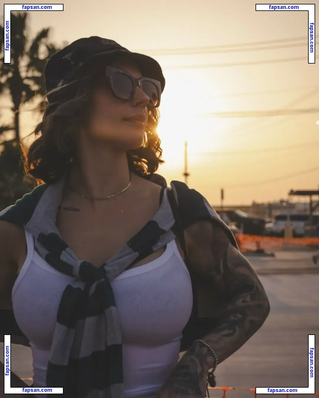 Celeste Bonin голая фото #0478 с Онлифанс