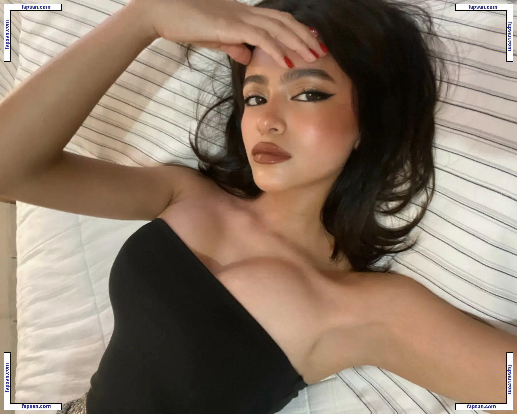 Celeste.css голая фото #0013 с Онлифанс