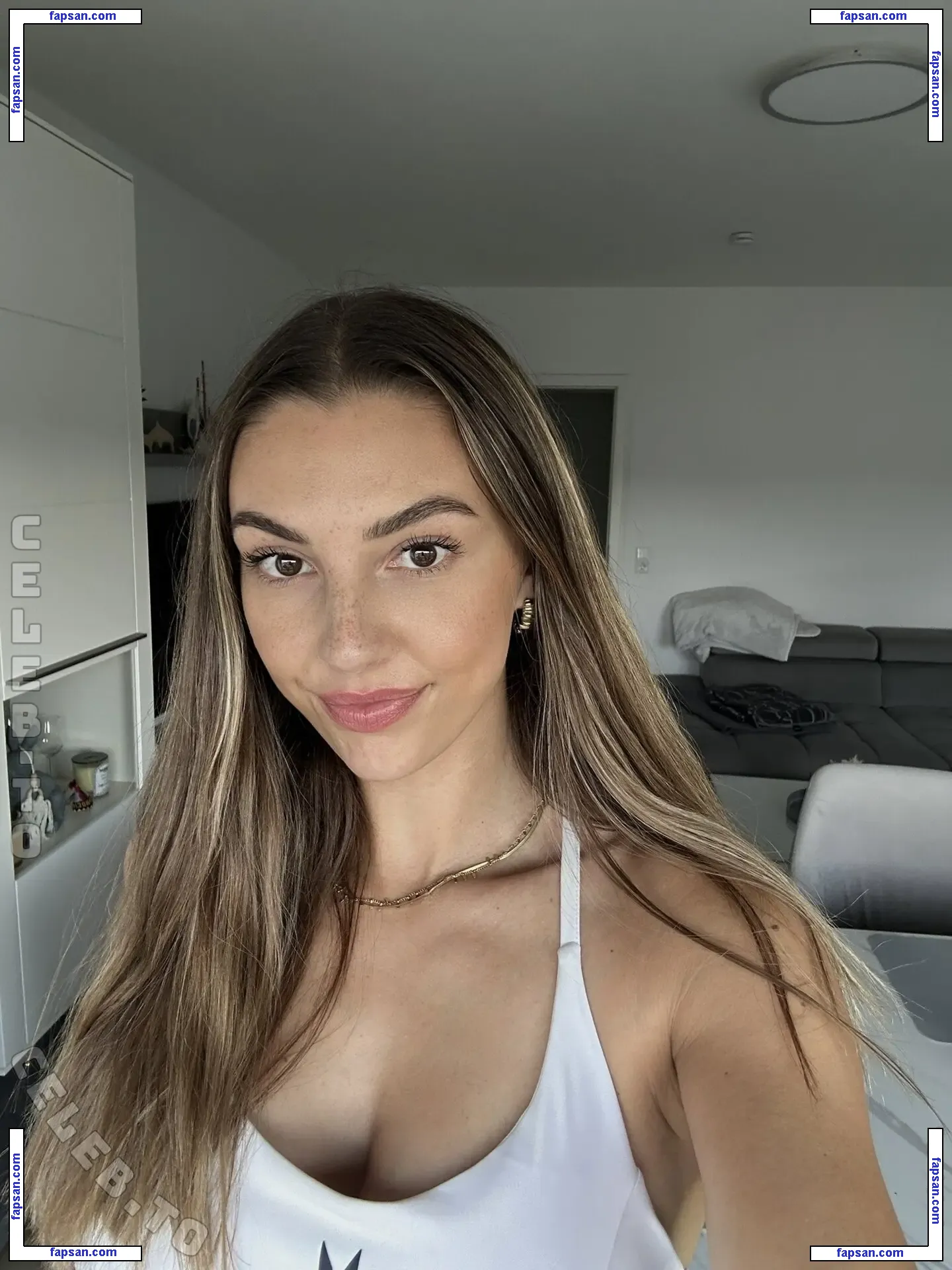 celiciiious голая фото #0003 с Онлифанс