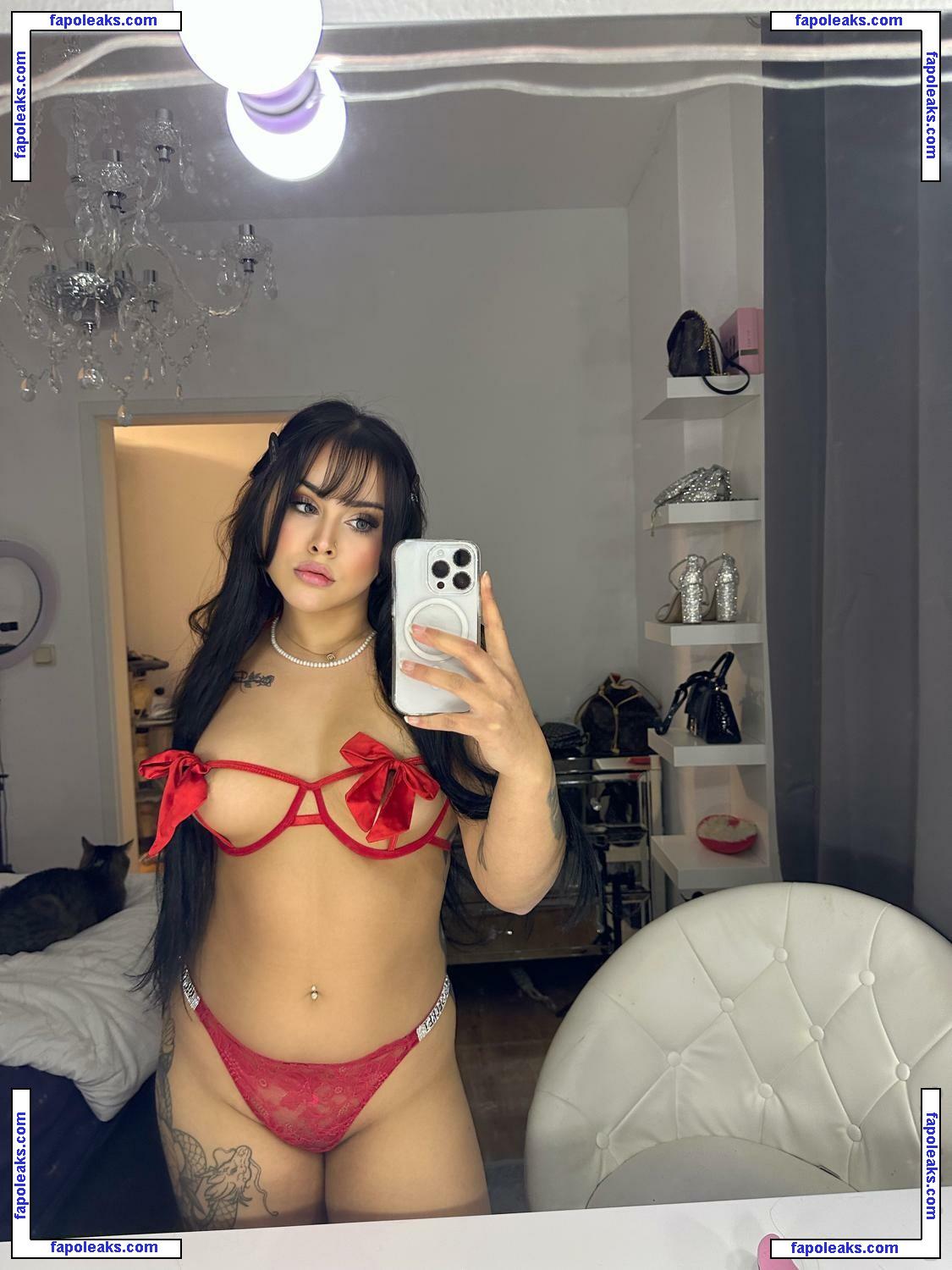 celina_x31 nude photo #0005 from OnlyFans