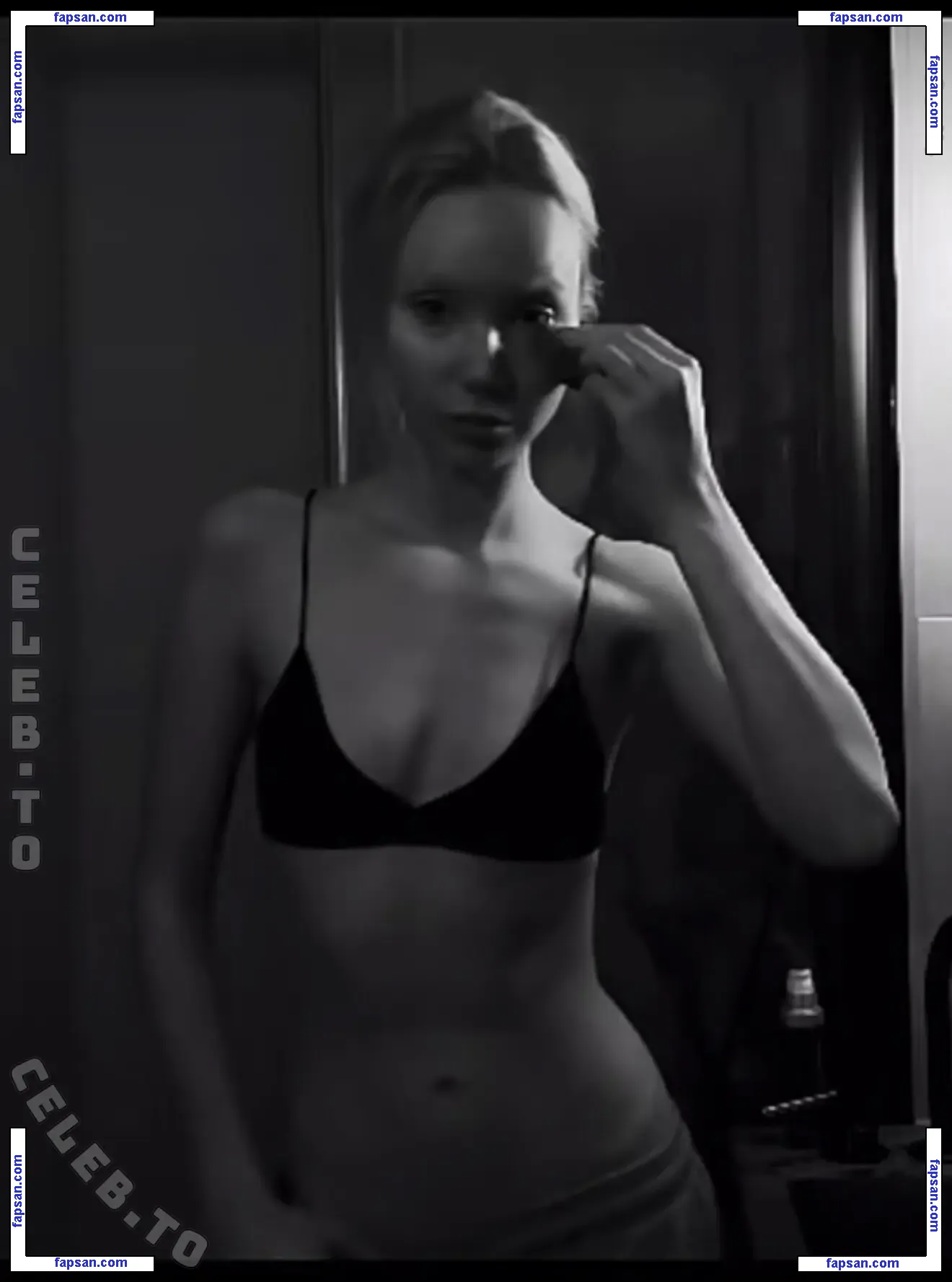 celinealbar голая фото #0015 с Онлифанс