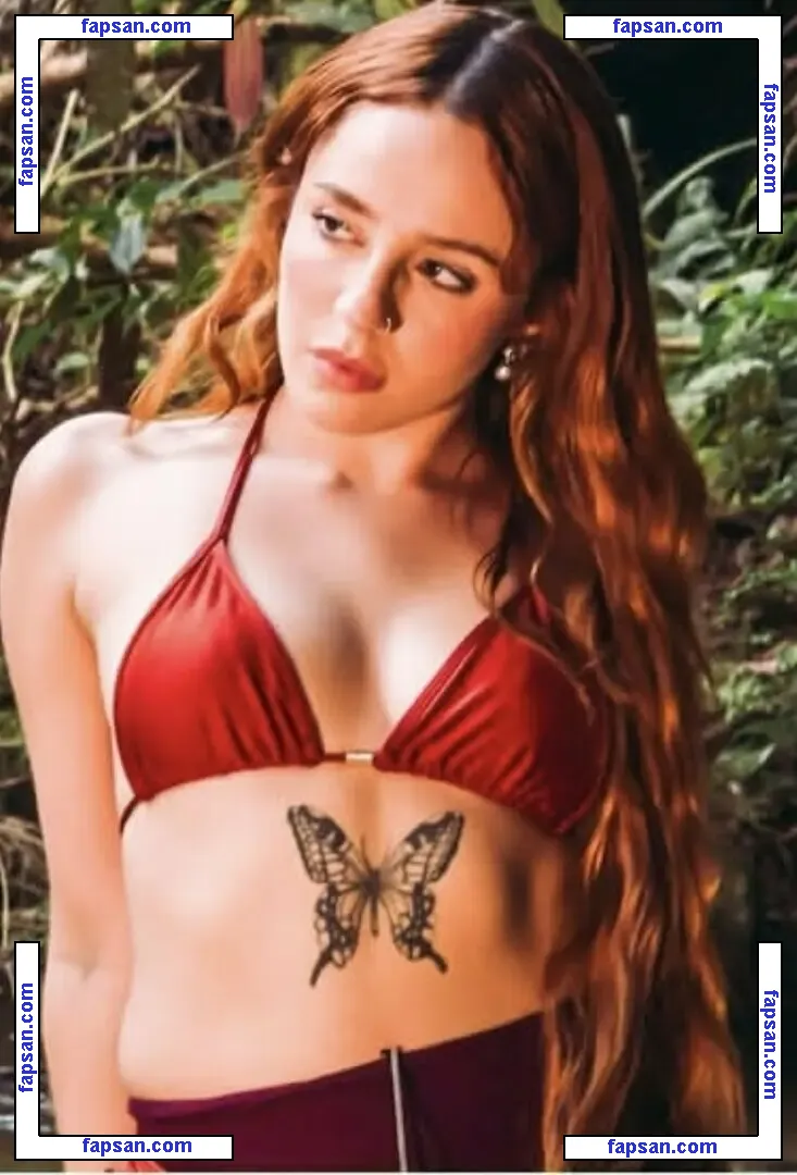 Cella Bartholo голая фото #0005 с Онлифанс