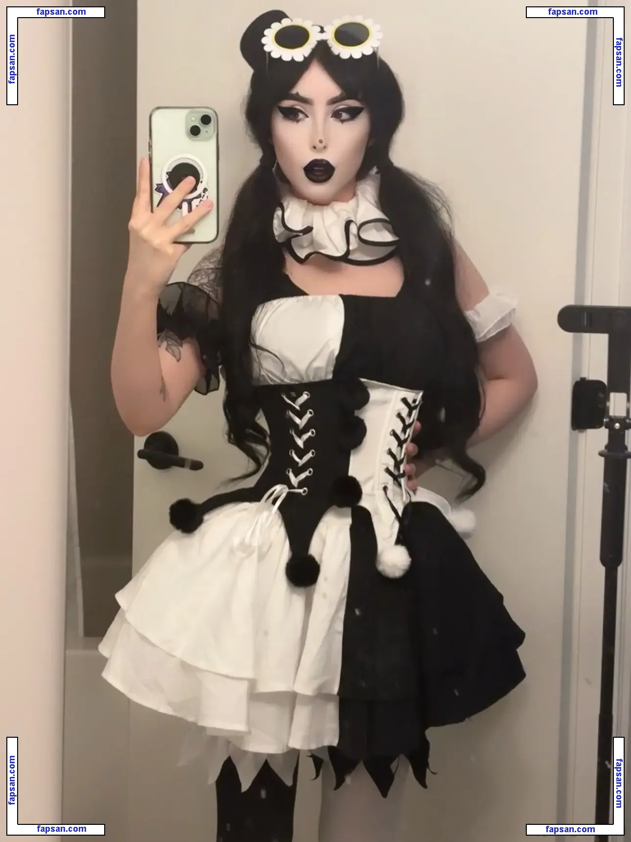 CelTheWitch333 голая фото #0009 с Онлифанс