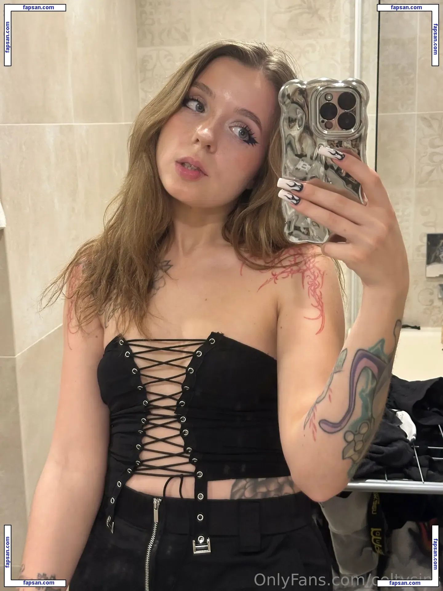 celtysins nude photo #0009 from OnlyFans