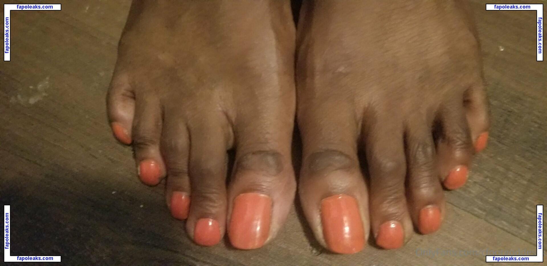 cfootgoddessx / chocolate_foot_goddess nude photo #0018 from OnlyFans