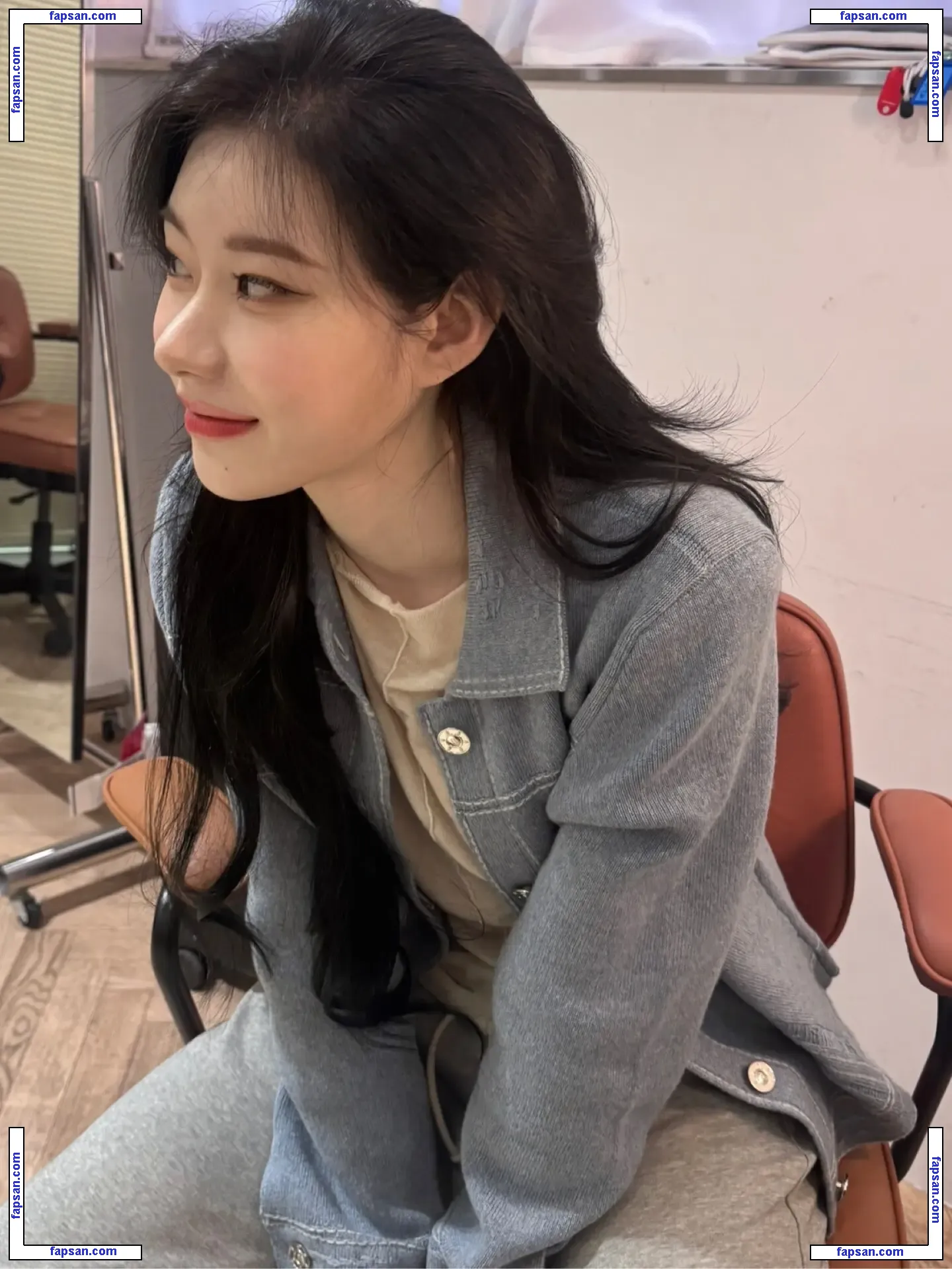 Chaeryeong nude photo #0062 from OnlyFans