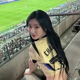 Chaeryeong голая #0027