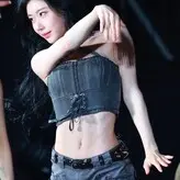 Chaeryeong голая #0032