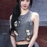 Chaeryeong голая #0035