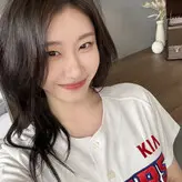 Chaeryeong голая #0052