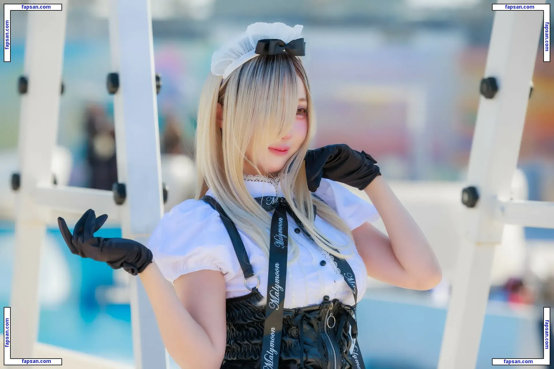 Chamomile Chami голая фото #0086 с Онлифанс