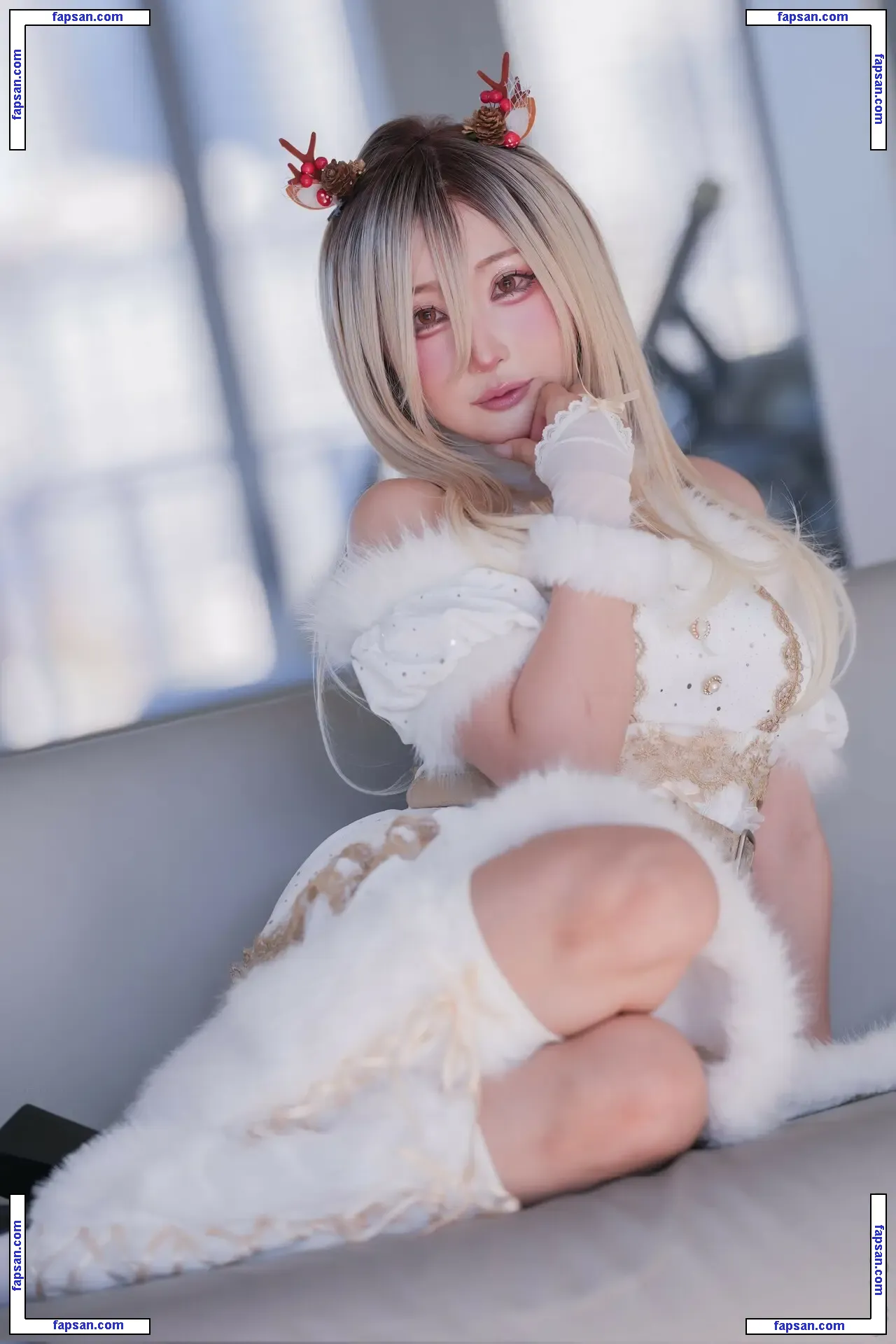 Chamomile Chami голая фото #0091 с Онлифанс