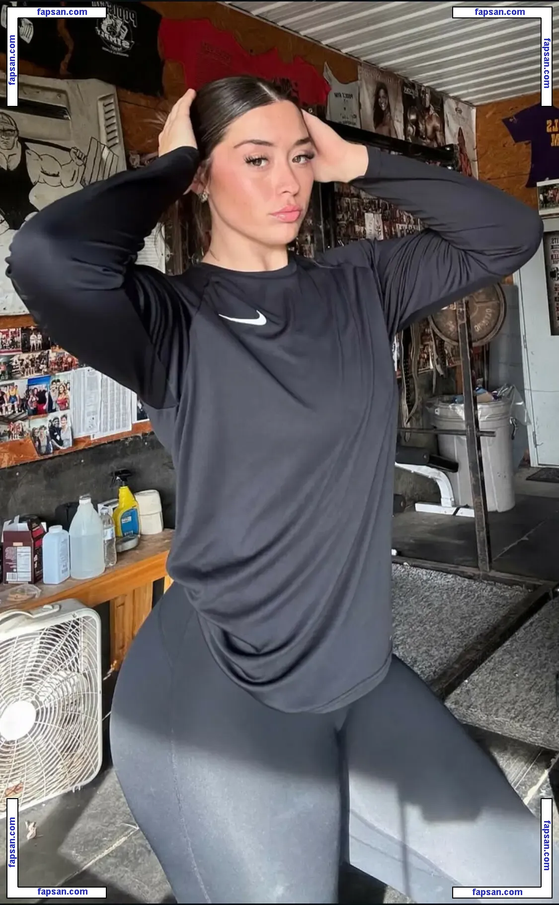 Chandler Olivia Hayden голая фото #0002 с Онлифанс