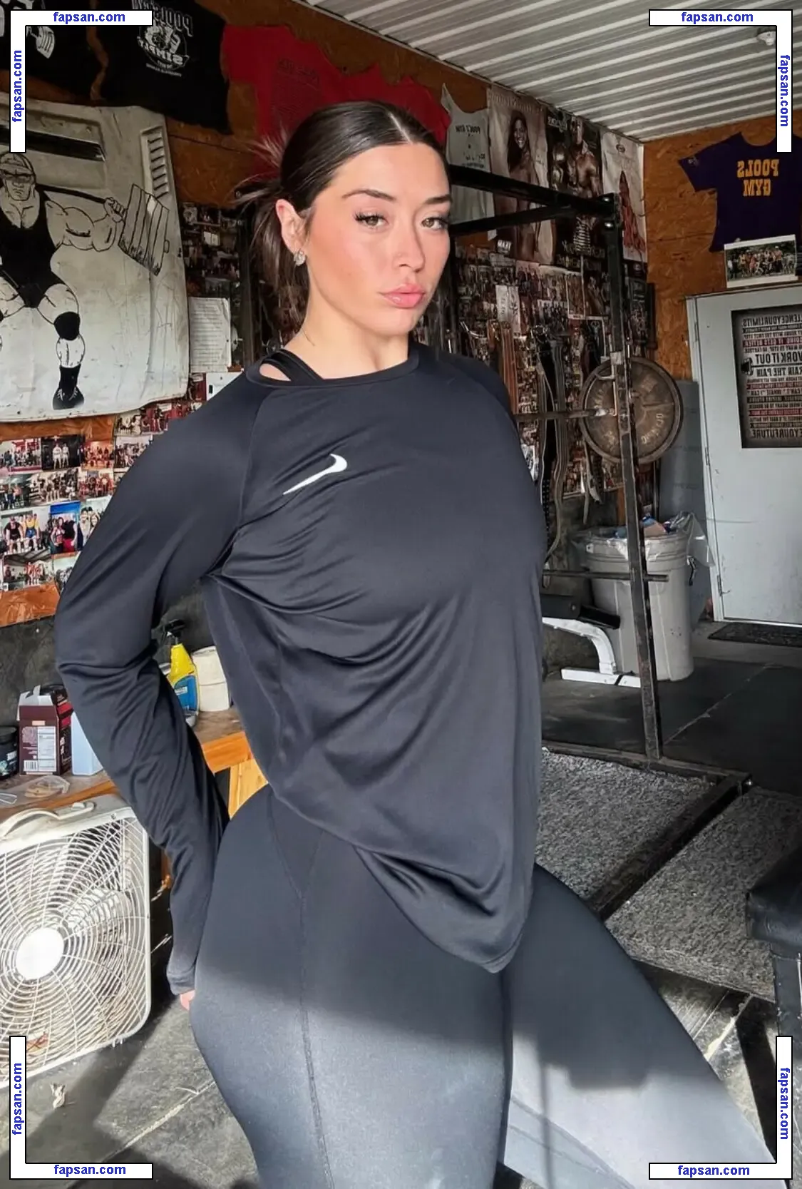 Chandler Olivia Hayden голая фото #0006 с Онлифанс