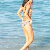 Chantel Jeffries голая #0129