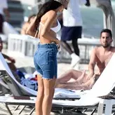 Chantel Jeffries голая #1017