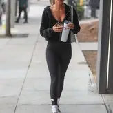 Chantel Jeffries голая #2635